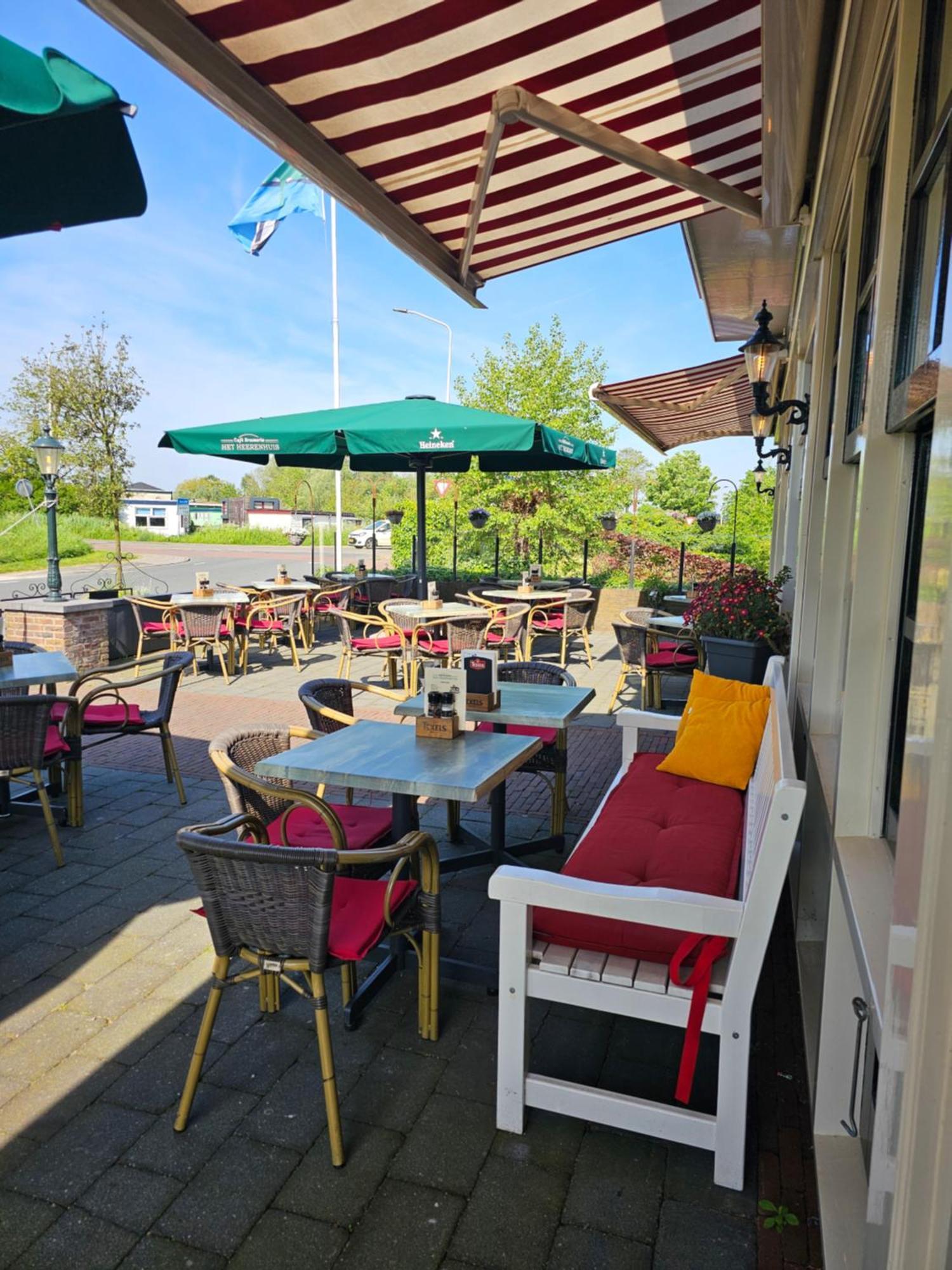 Cafe Brasserie Het Heerenhuis Het Kalf Zewnętrze zdjęcie